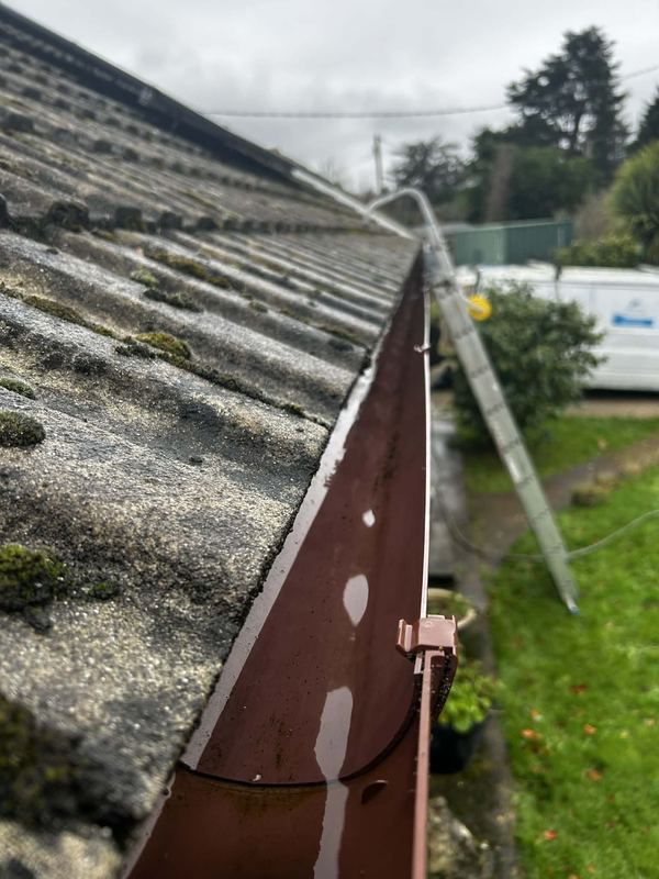 Gutter cleared by Isle Jet It, debris removed, Isle of Wight